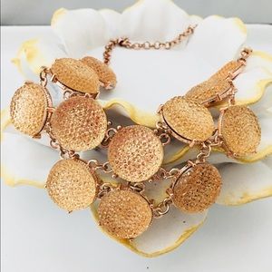 💰3/$15 Gold bib necklace M90